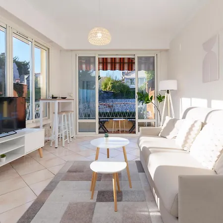 Le Leo - Terrasse, Parking, Piscine, Netflix Apartment Villeneuve-Loubet