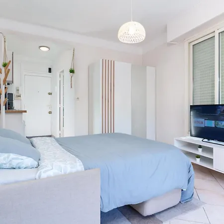 Le Léo, Terrasse - Parking - Piscine - Netflix *