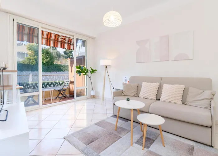 Apartment Le Leo - Terrasse, Parking, Piscine, Netflix Villeneuve-Loubet