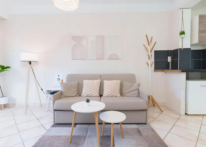 Apartment Le Leo - Terrasse, Parking, Piscine, Netflix Villeneuve-Loubet
