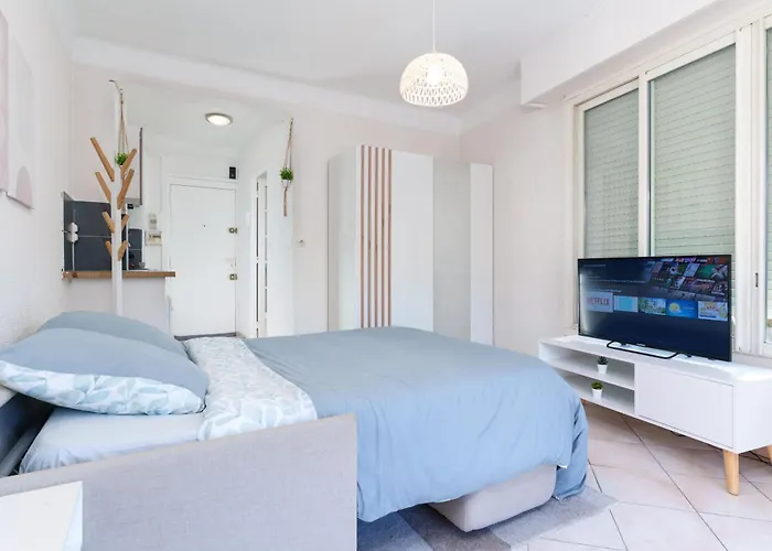 Le Leo - Terrasse, Parking, Piscine, Netflix *